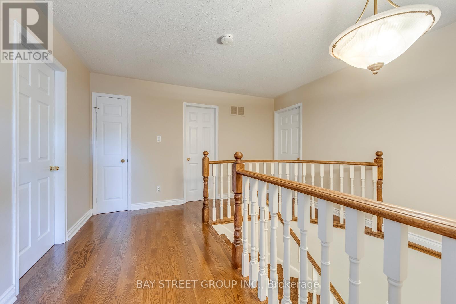 1322 Roseberry Crescent, Oakville, Ontario  L6M 1W1 - Photo 20 - W12375376