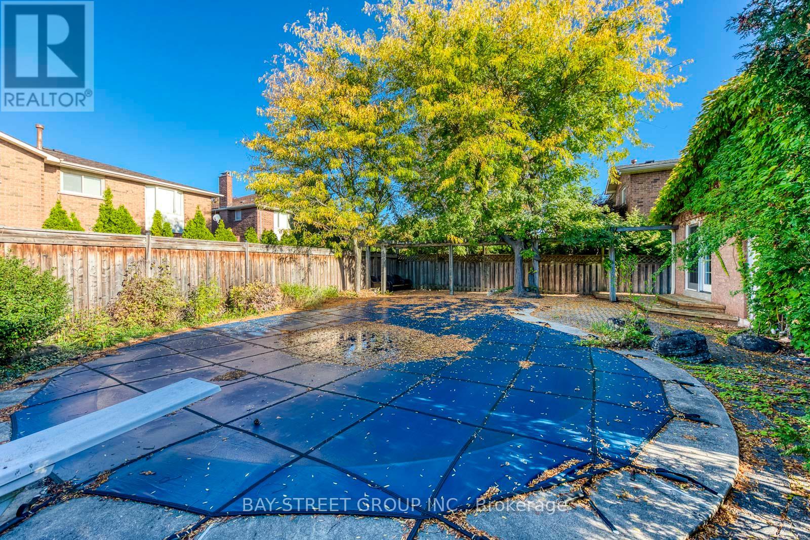 1322 Roseberry Crescent, Oakville, Ontario  L6M 1W1 - Photo 35 - W12375376