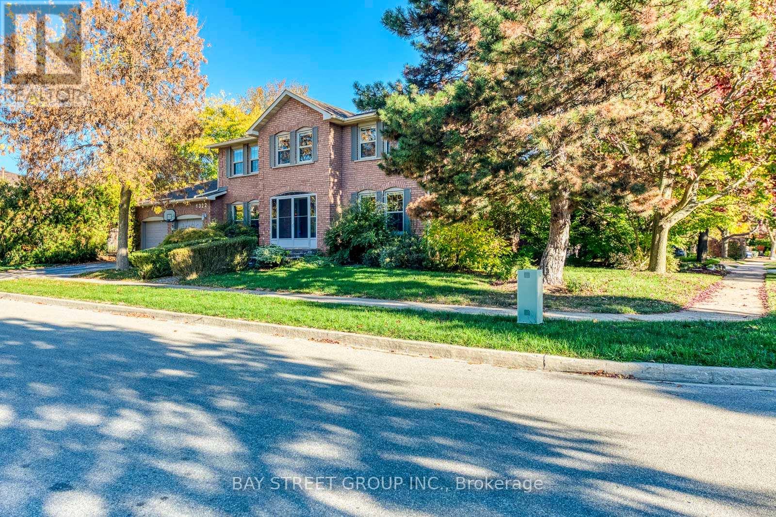 1322 ROSEBERRY CRESCENT, Oakville, Ontario