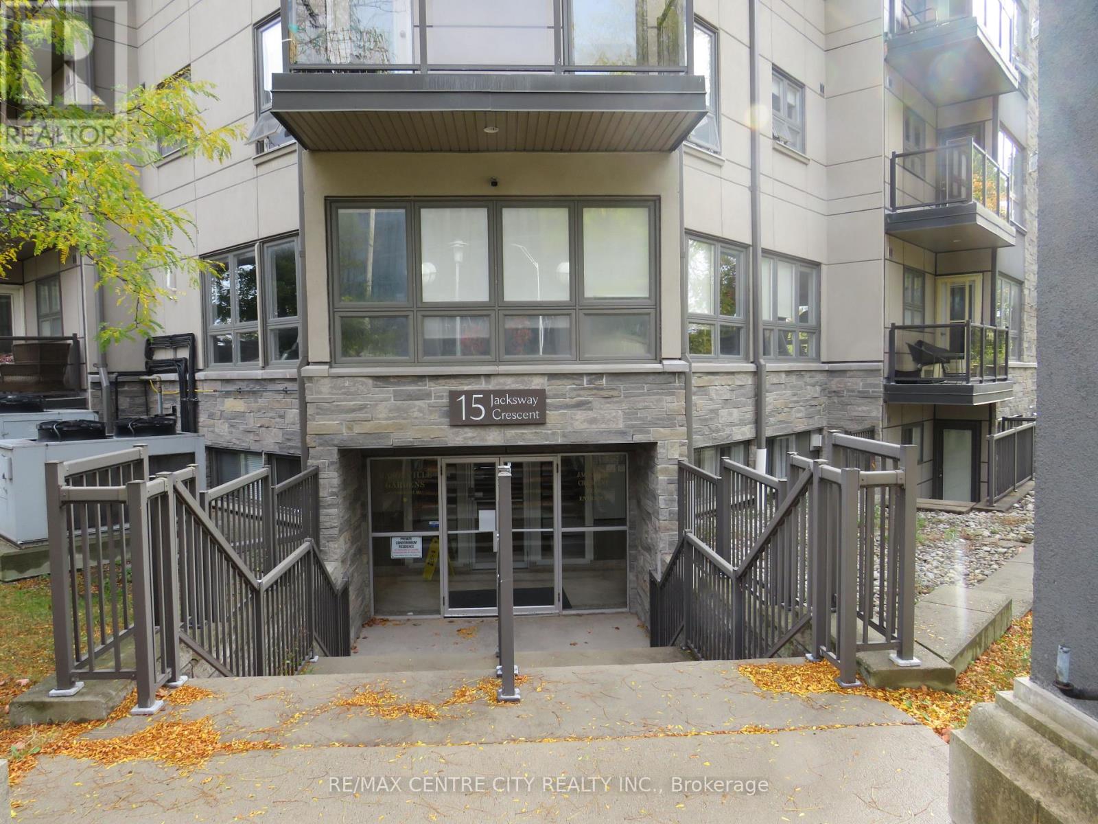 402 - 15 JACKSWAY CRESCENT, London North, Ontario