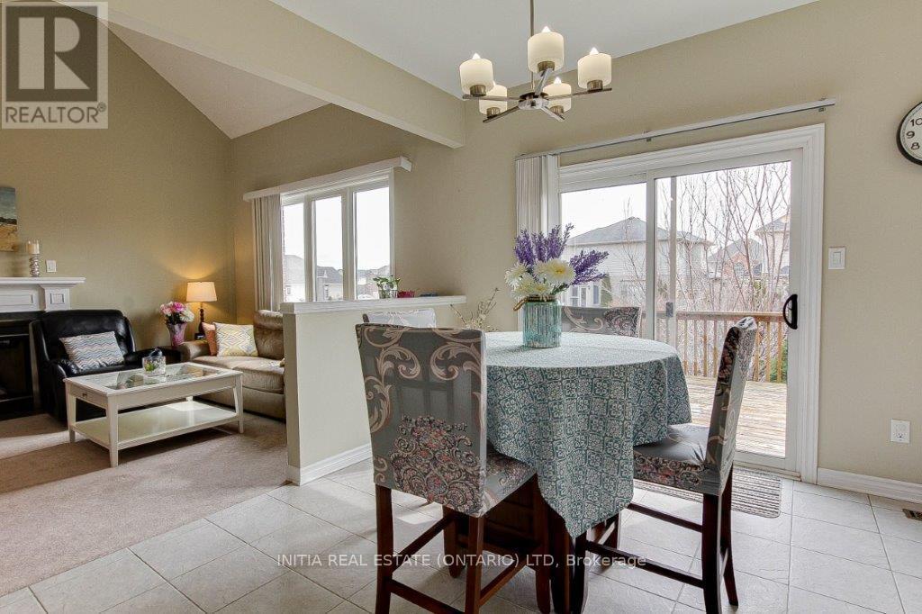 381 Meadowsweet Trail, London North, Ontario  N5X 4R5 - Photo 7 - X12470110