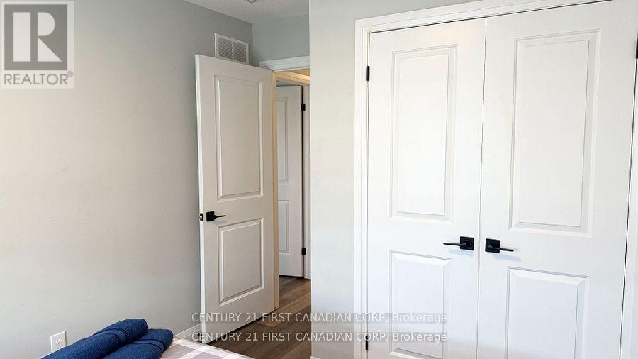 1814 Finley Crescent, London North, Ontario  N6G 0B4 - Photo 13 - X12470119