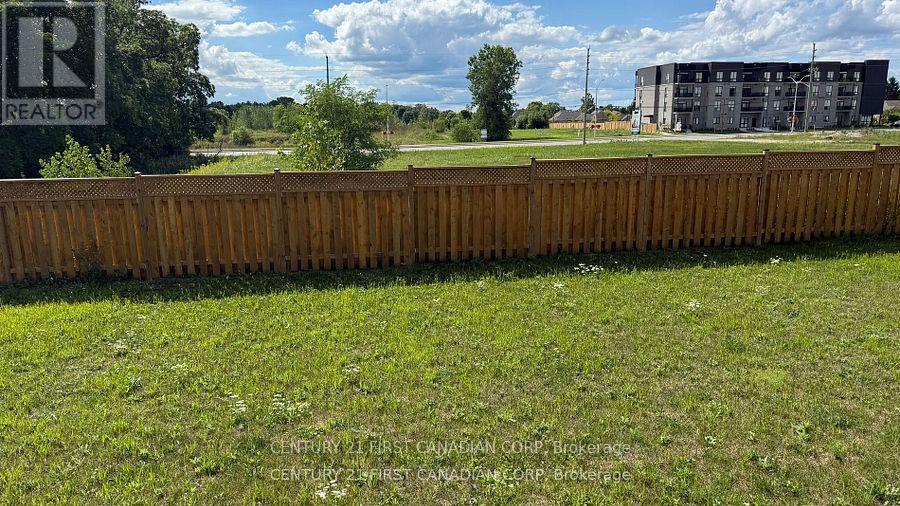 1814 Finley Crescent, London North, Ontario  N6G 0B4 - Photo 29 - X12470119
