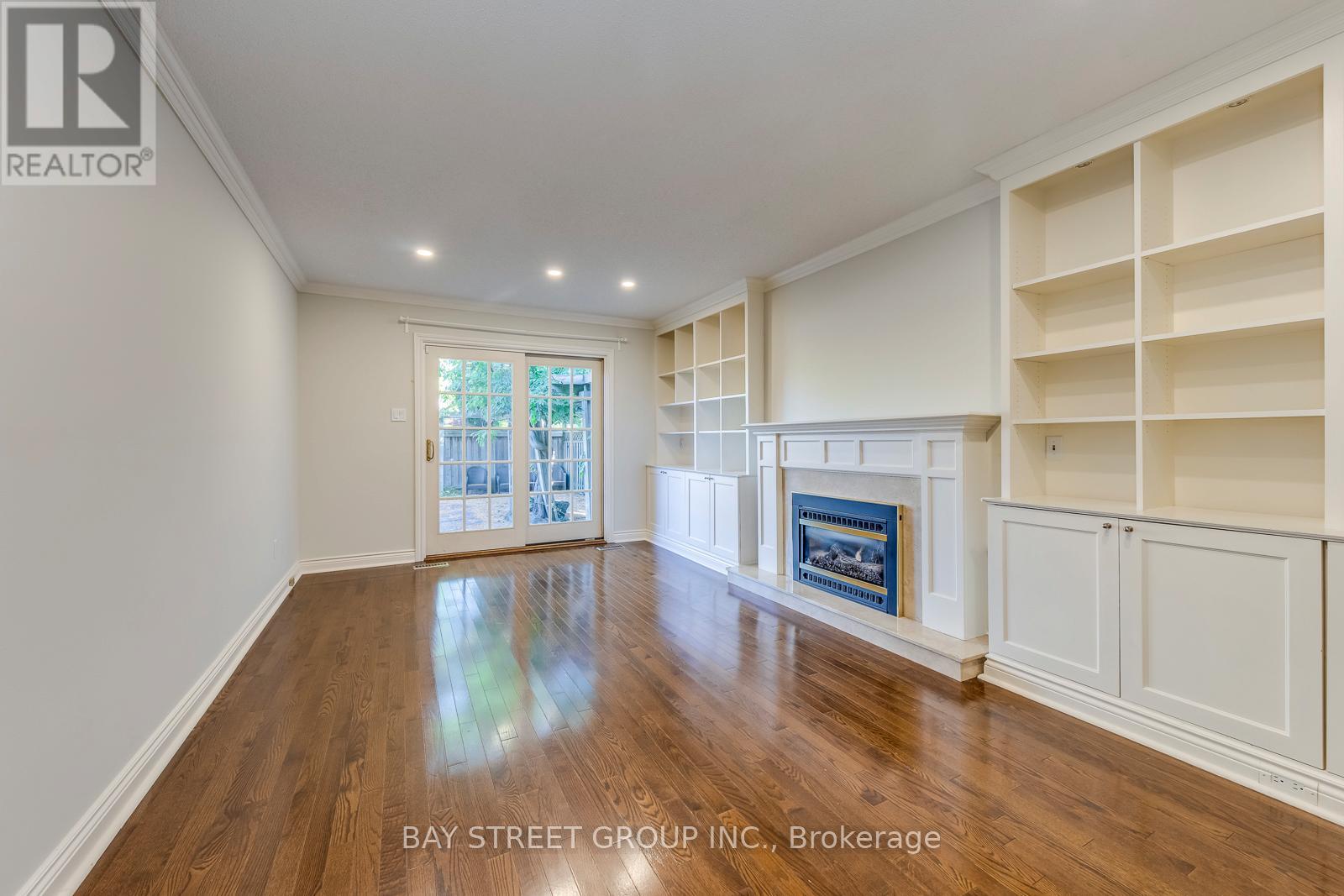 1322 Roseberry Crescent, Oakville, Ontario  L6M 1W1 - Photo 15 - W12375376
