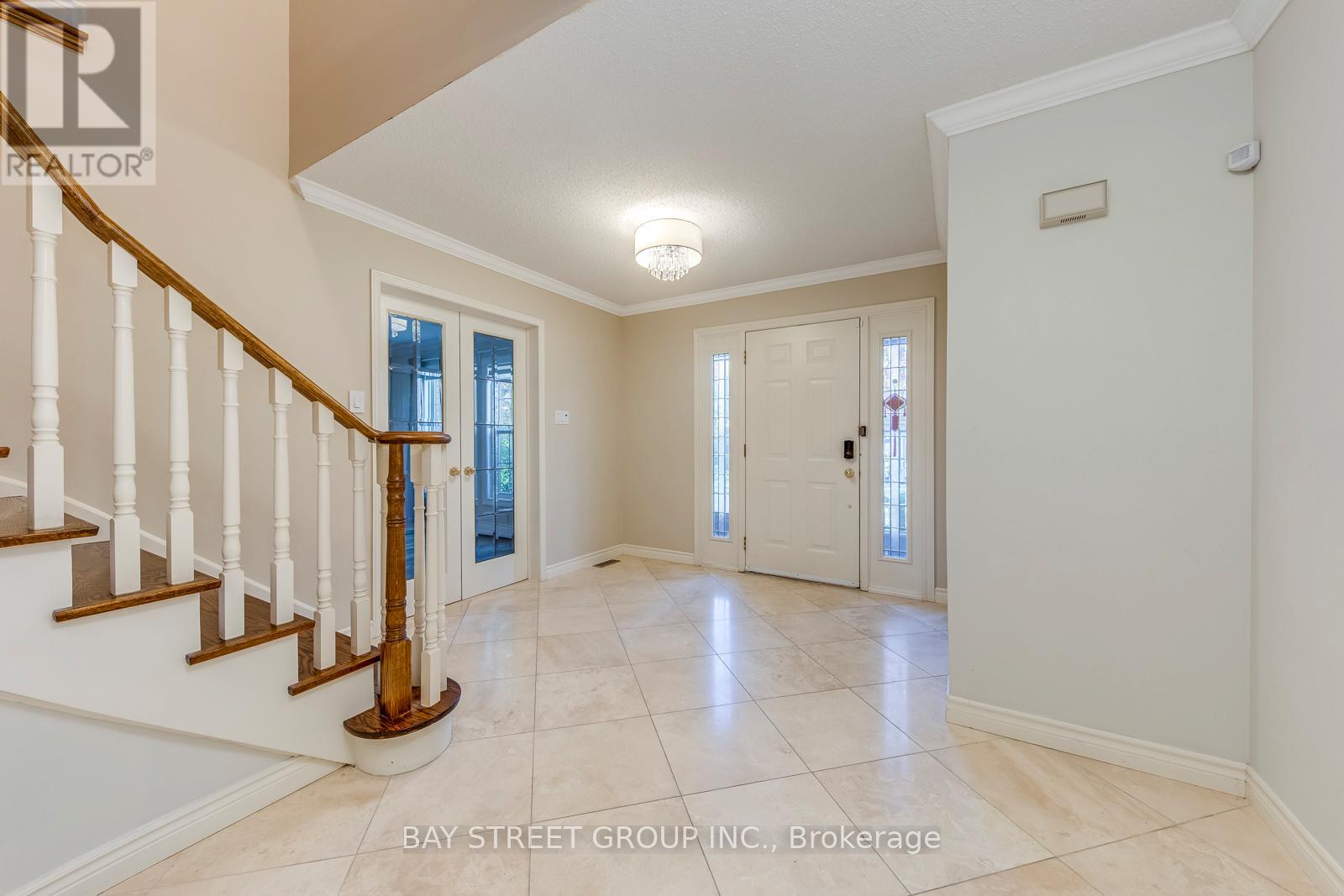 1322 Roseberry Crescent, Oakville, Ontario  L6M 1W1 - Photo 6 - W12375376