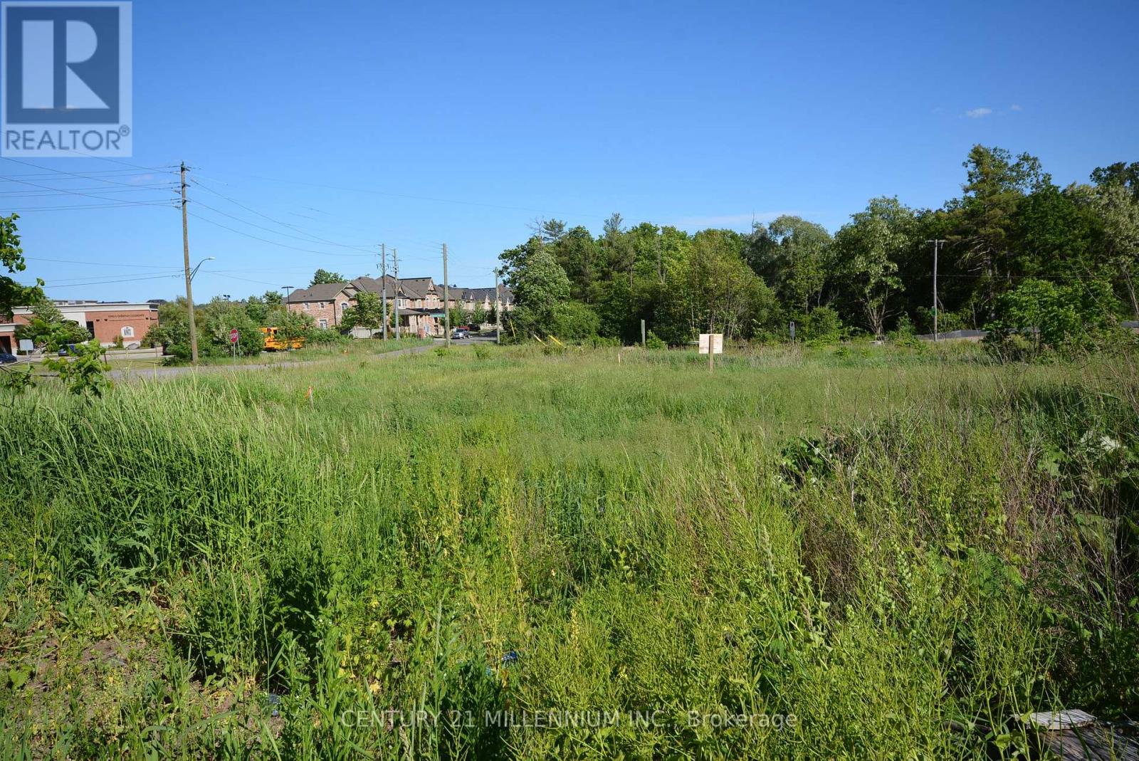 4022 Fourth Line, Oakville, Ontario  L6M 4L4 - Photo 3 - W12470057