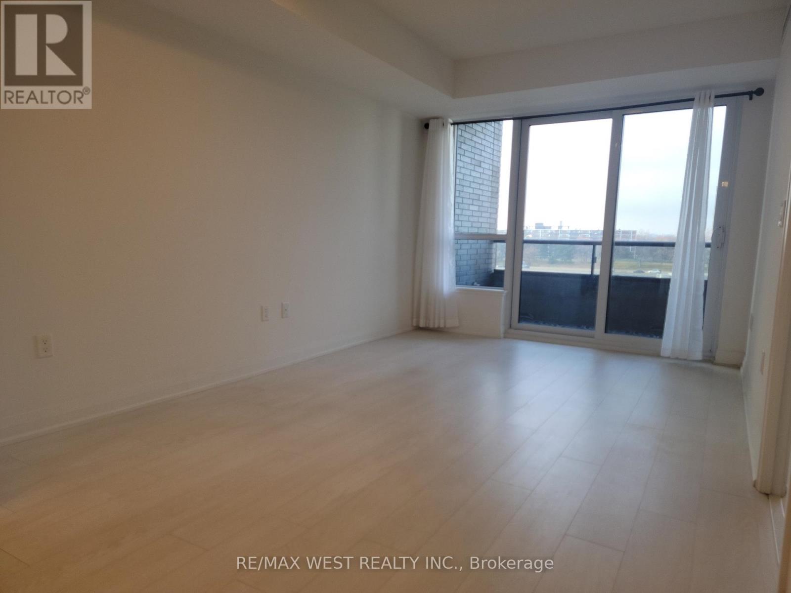 425 - 10 Gibbs Road, Toronto, Ontario  M9B 0E2 - Photo 7 - W12470058