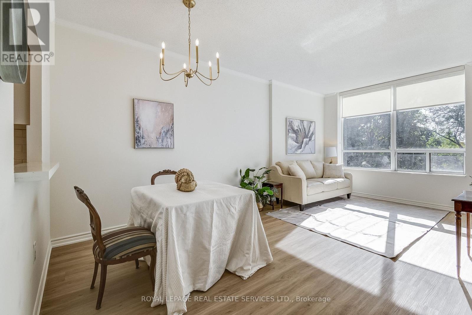 1509 - 100 Burloak Drive, Burlington, Ontario  L7L 6P6 - Photo 9 - W12470061