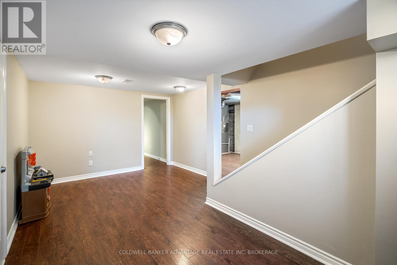 218 Canboro Road, Pelham, Ontario  L0S 1M0 - Photo 17 - X12470076