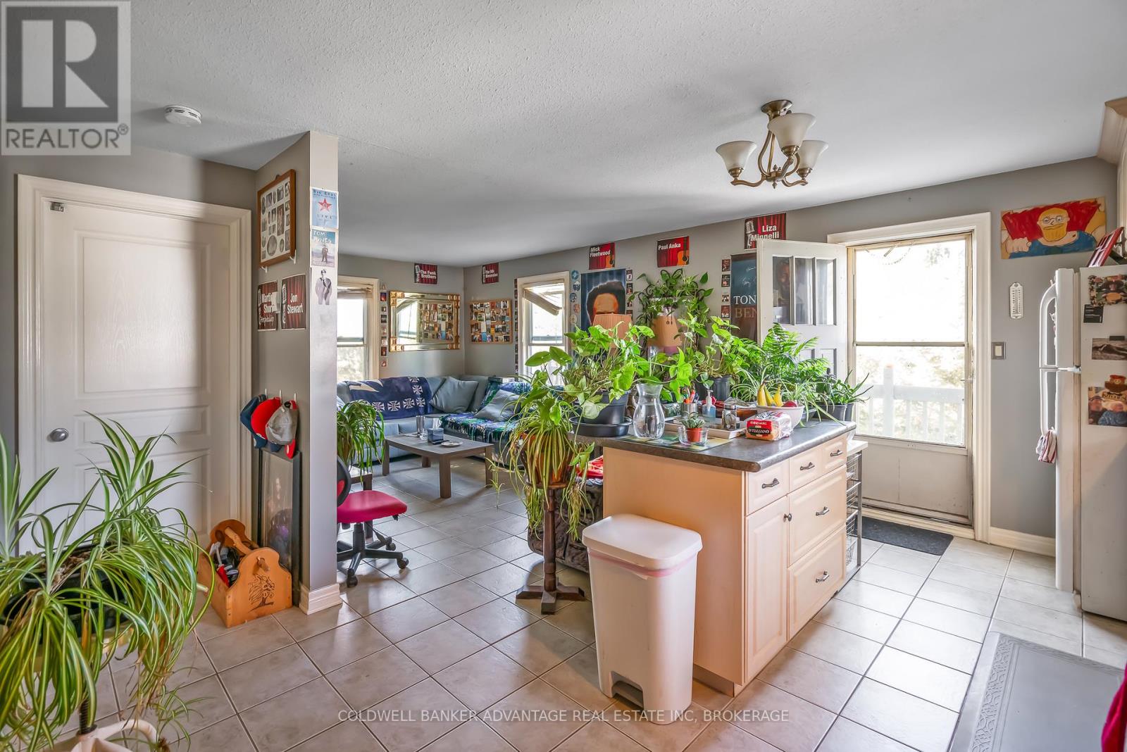 218 Canboro Road, Pelham, Ontario  L0S 1M0 - Photo 23 - X12470076