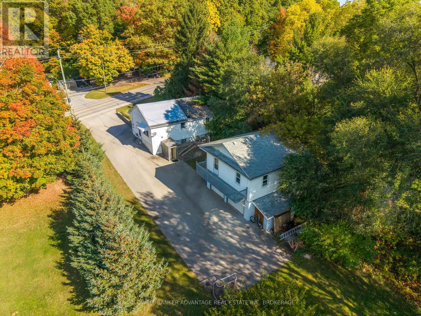 218 Canboro Road, Pelham, Ontario  L0S 1M0 - Photo 29 - X12470076