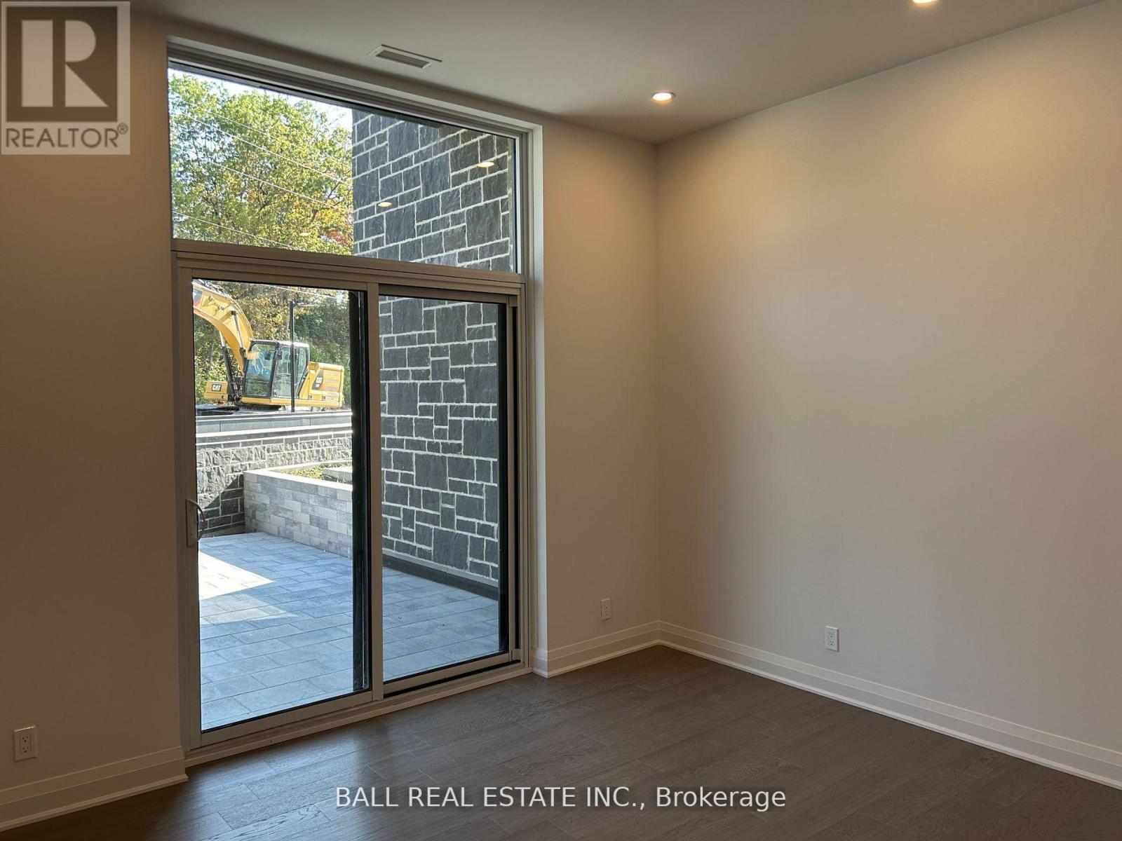 116 - 99 Louisa Street, Kawartha Lakes, Ontario  K0M 1N0 - Photo 4 - X12470080