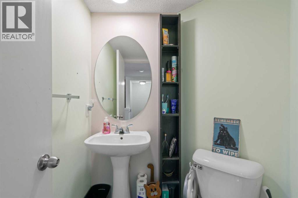 25 Elgin Meadows View Se, Calgary, Alberta  T2Z 0E8 - Photo 7 - A2260549
