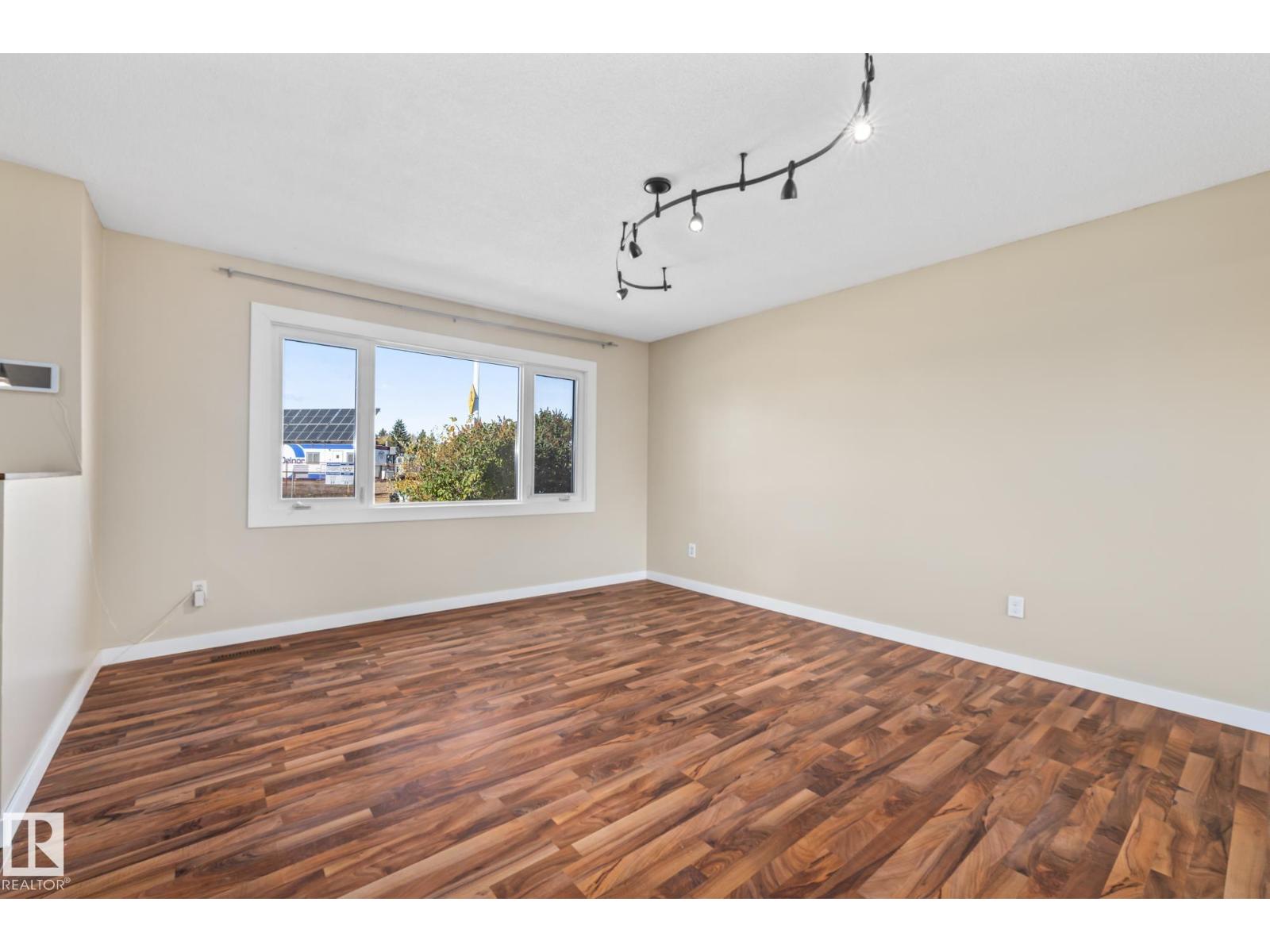 Unknown Address, ,     - Photo 10 - E4462684