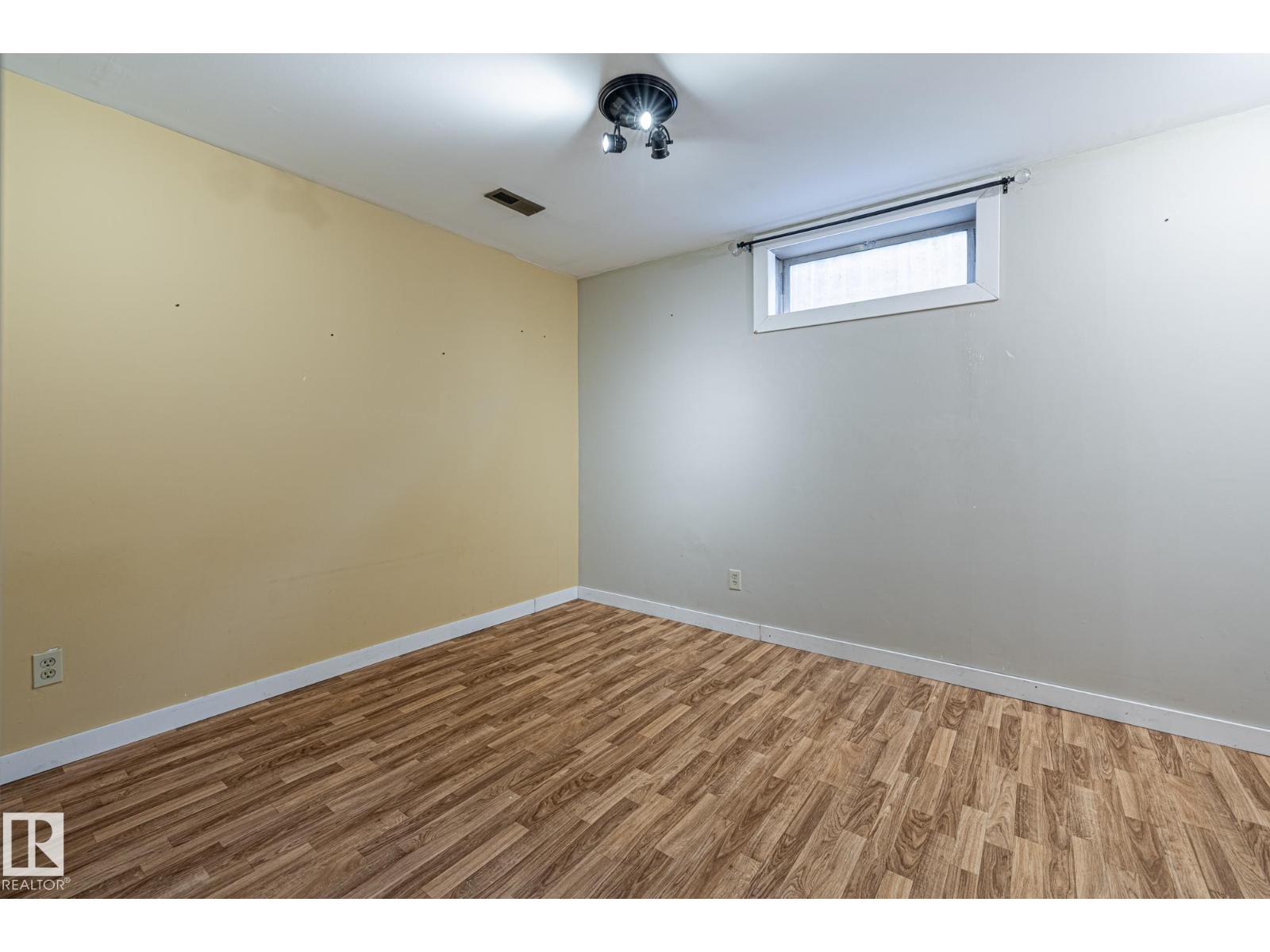 Unknown Address, ,     - Photo 31 - E4462684