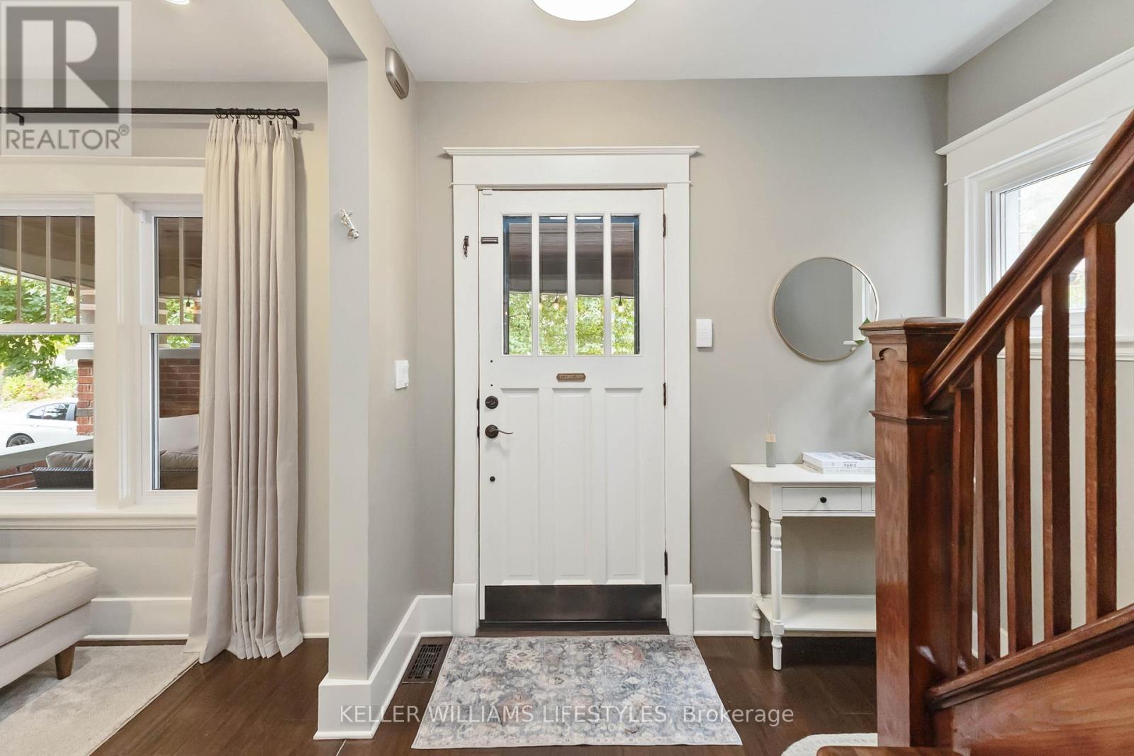 17 Erie Avenue, London South, Ontario  N6J 1H9 - Photo 4 - X12469971