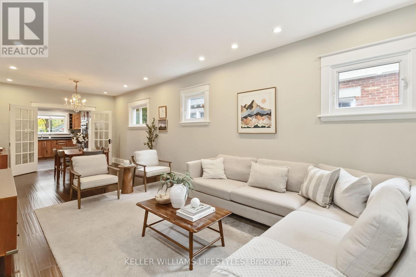 17 Erie Avenue, London South, Ontario  N6J 1H9 - Photo 7 - X12469971
