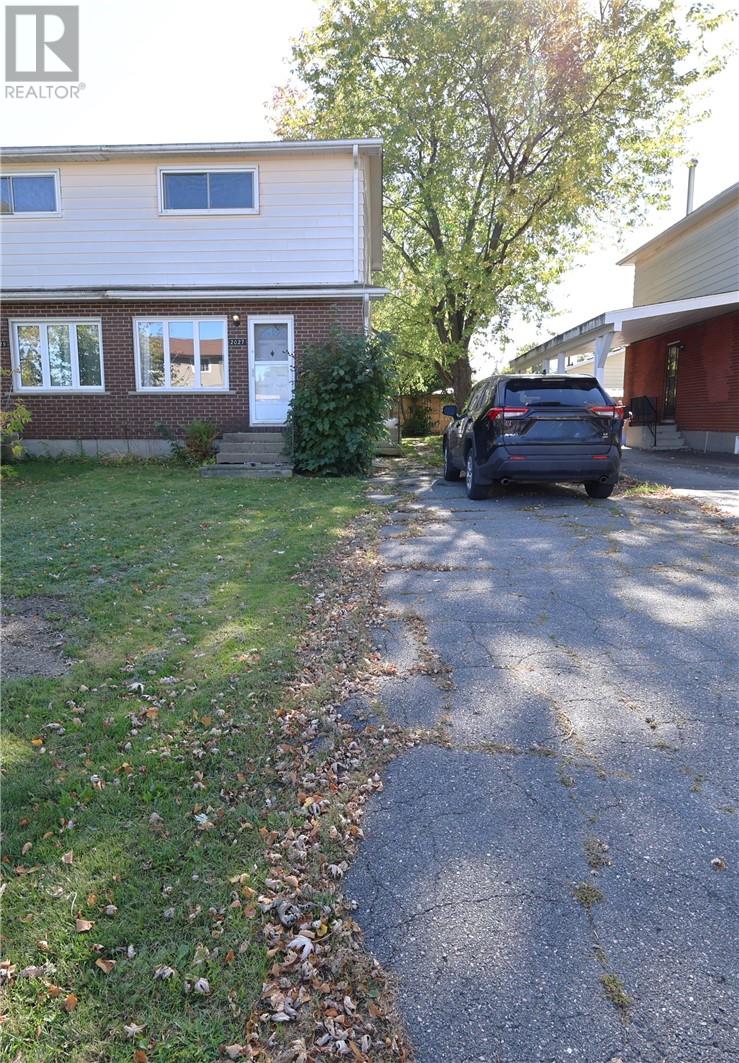 2027 Scarlett Road, Sudbury, Ontario  P3B 2A5 - Photo 2 - 2125196