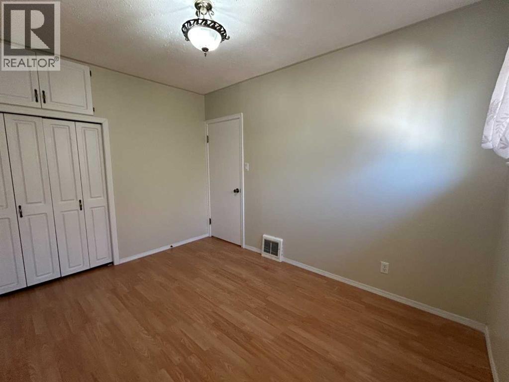 4516, 46 46 Street, Camrose, Alberta  T4V 1G1 - Photo 5 - A2265289