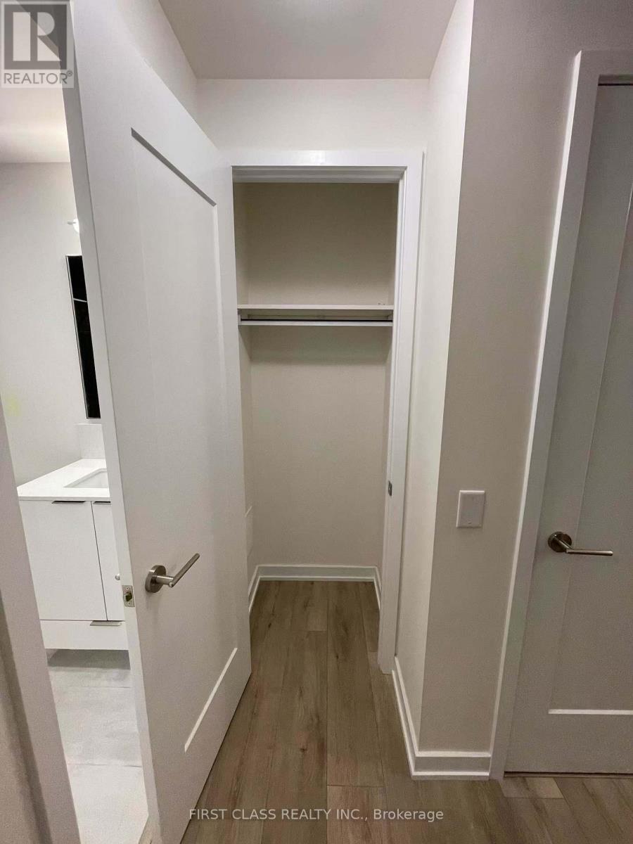 2505 - 28 Freeland Street, Toronto, Ontario  M2E 0E3 - Photo 7 - C12470108