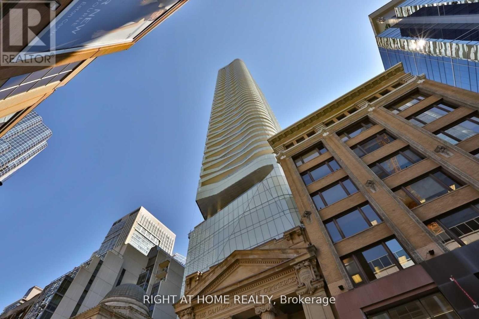 5614 - 197 YONGE STREET, Toronto, Ontario
