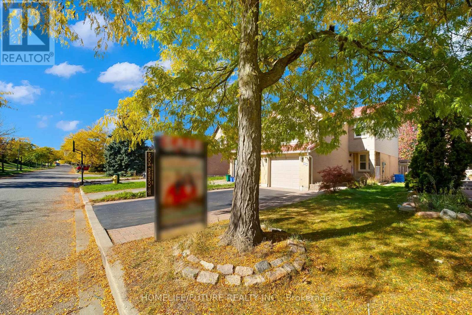 54 Ducatel Crescent, Ajax, Ontario  L1T 3B4 - Photo 2 - E12470086