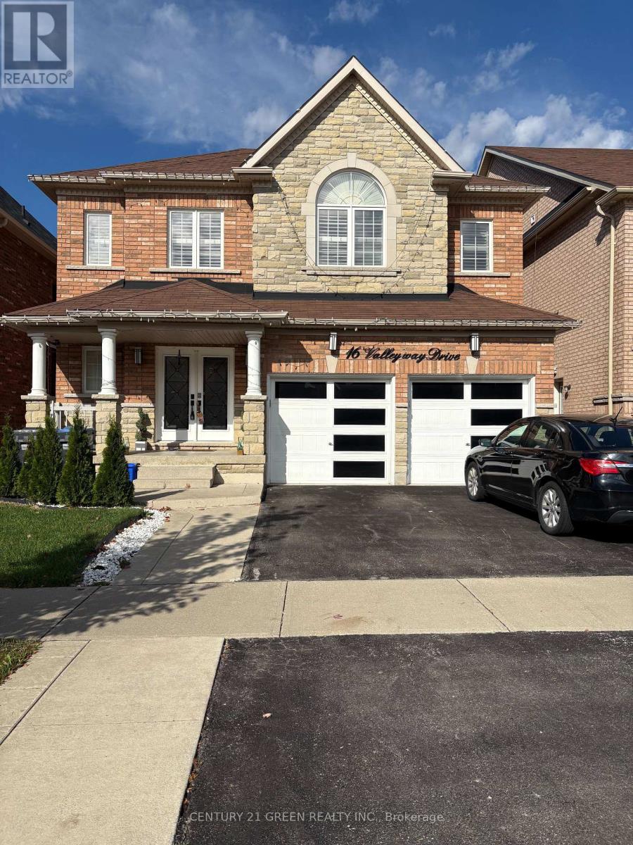 16 VALLEYWAY DRIVE, Brampton, Ontario