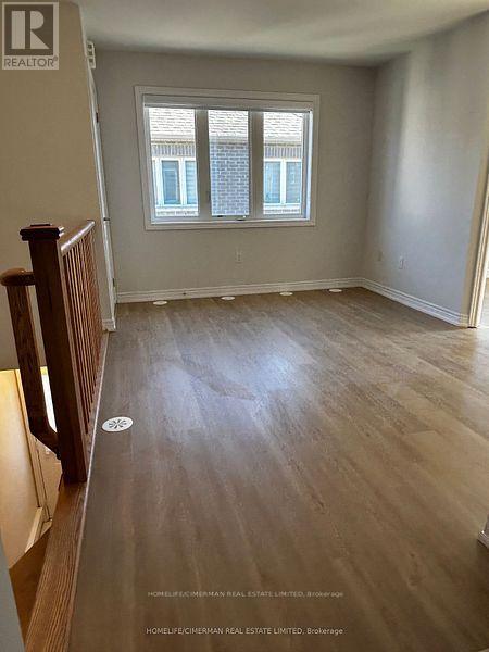 Coach - 7 Waterleaf Road, Markham, Ontario  L6B 0Z3 - Photo 7 - N12470107