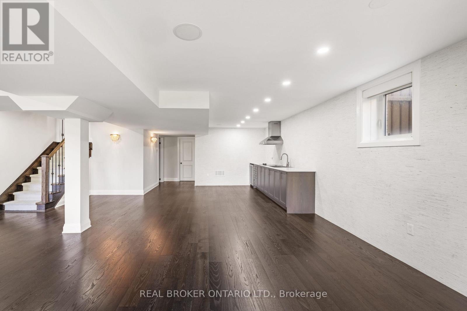41 Pelee Avenue, Vaughan, Ontario  L4H 3Y9 - Photo 35 - N12470120