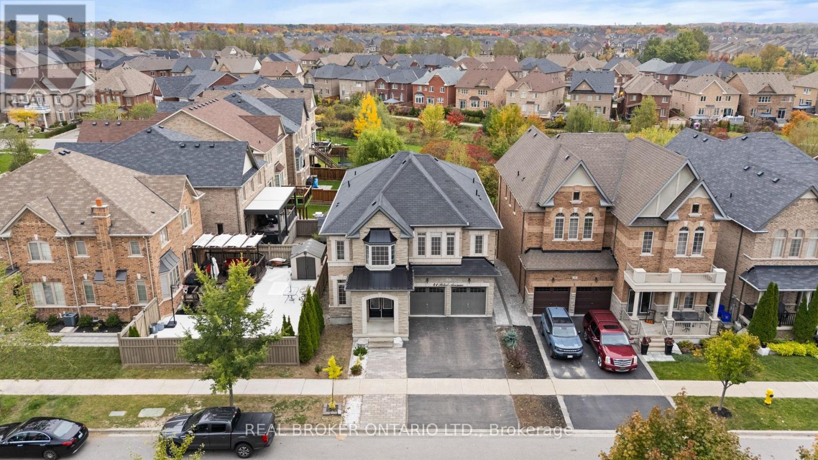 41 Pelee Avenue, Vaughan, Ontario  L4H 3Y9 - Photo 5 - N12470120
