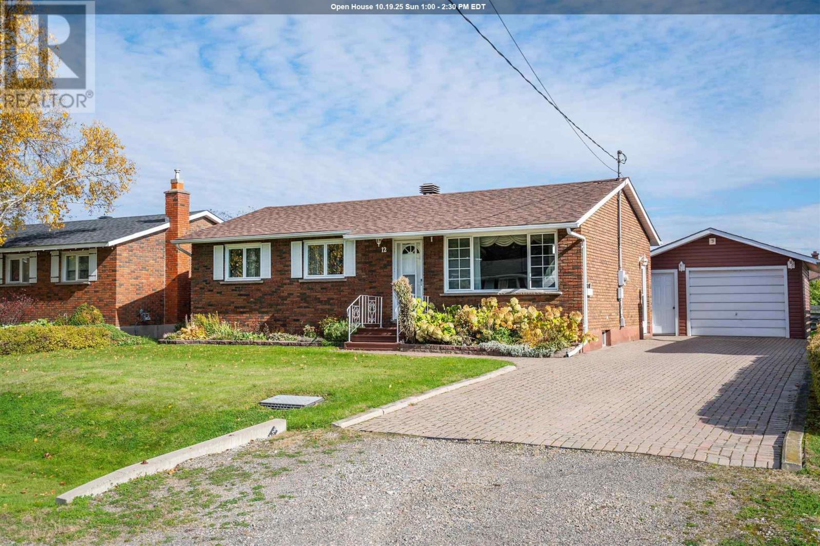 12 Arbor DR, Sault Ste. Marie, Ontario