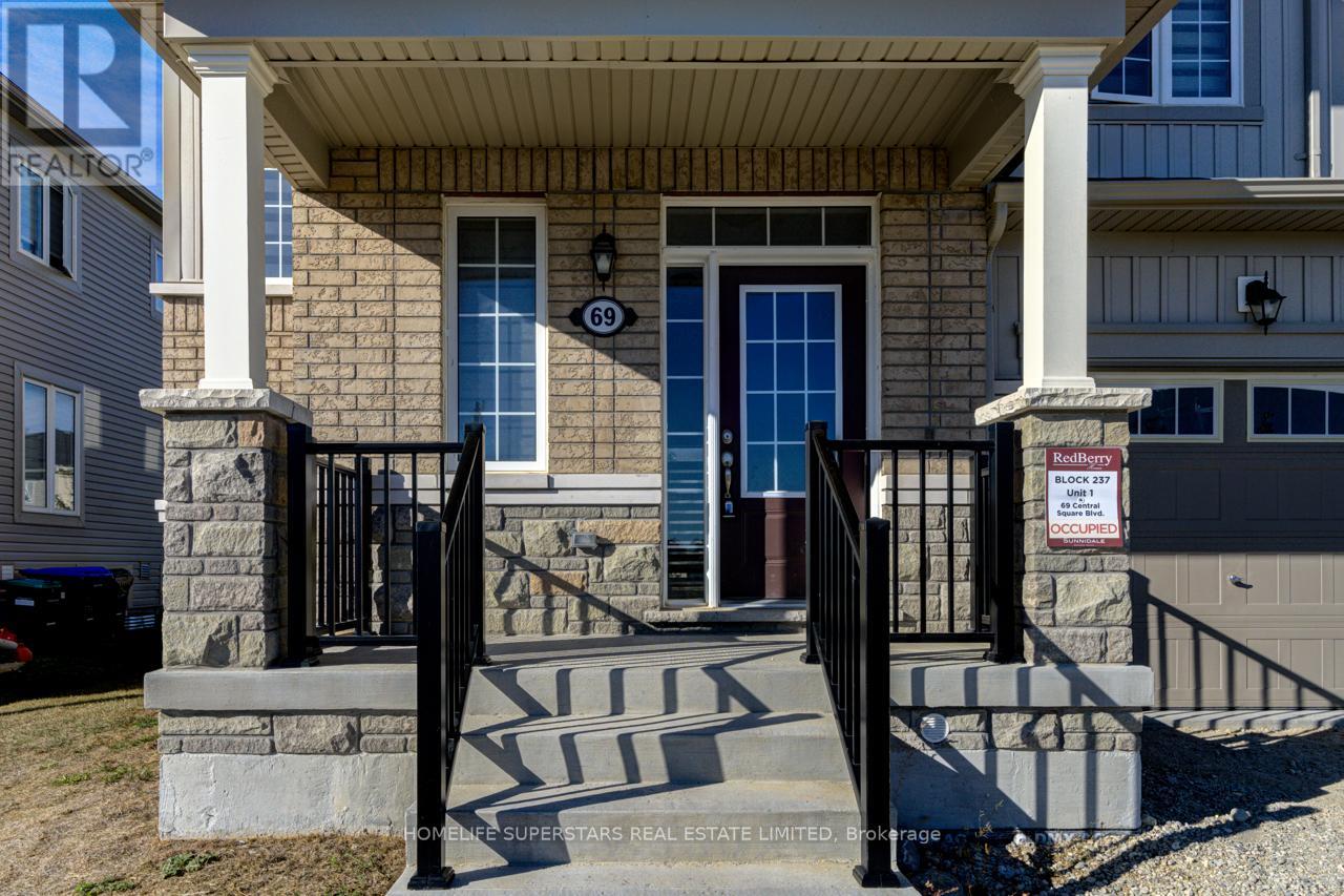 69 Central Square Boulevard, Wasaga Beach, Ontario  L9Z 0L9 - Photo 2 - S12470096