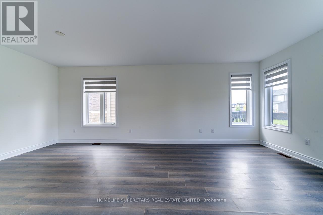 69 Central Square Boulevard, Wasaga Beach, Ontario  L9Z 0L9 - Photo 20 - S12470096