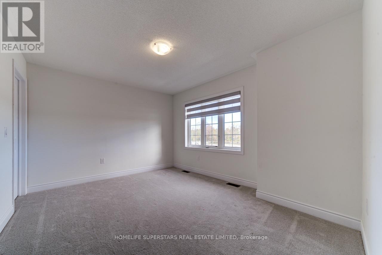 69 Central Square Boulevard, Wasaga Beach, Ontario  L9Z 0L9 - Photo 24 - S12470096