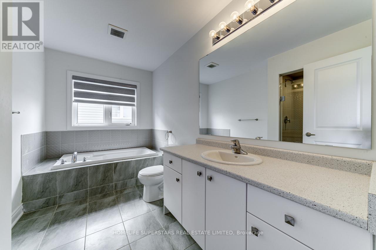 69 Central Square Boulevard, Wasaga Beach, Ontario  L9Z 0L9 - Photo 35 - S12470096