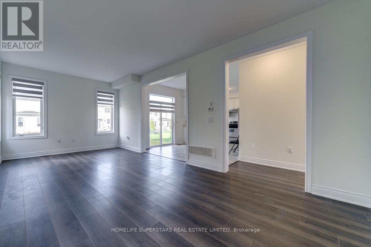 69 Central Square Boulevard, Wasaga Beach, Ontario  L9Z 0L9 - Photo 6 - S12470096