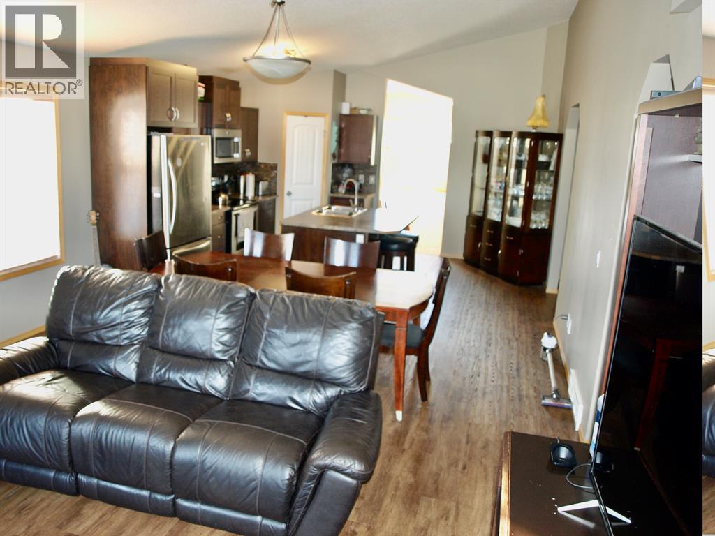 68 Jones Crescent, Red Deer, Alberta  T4P 4A8 - Photo 5 - A2223019