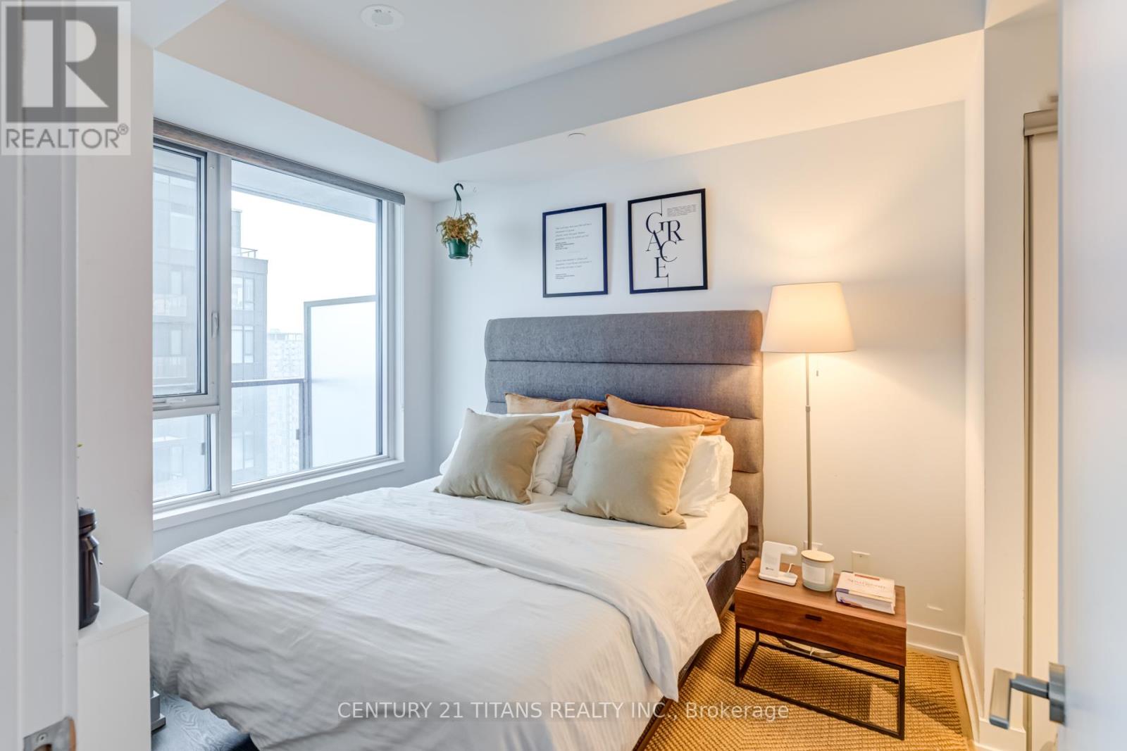 4010 - 1926 Lakeshore Boulevard, Toronto, Ontario  M6S 1A2 - Photo 20 - W12470081