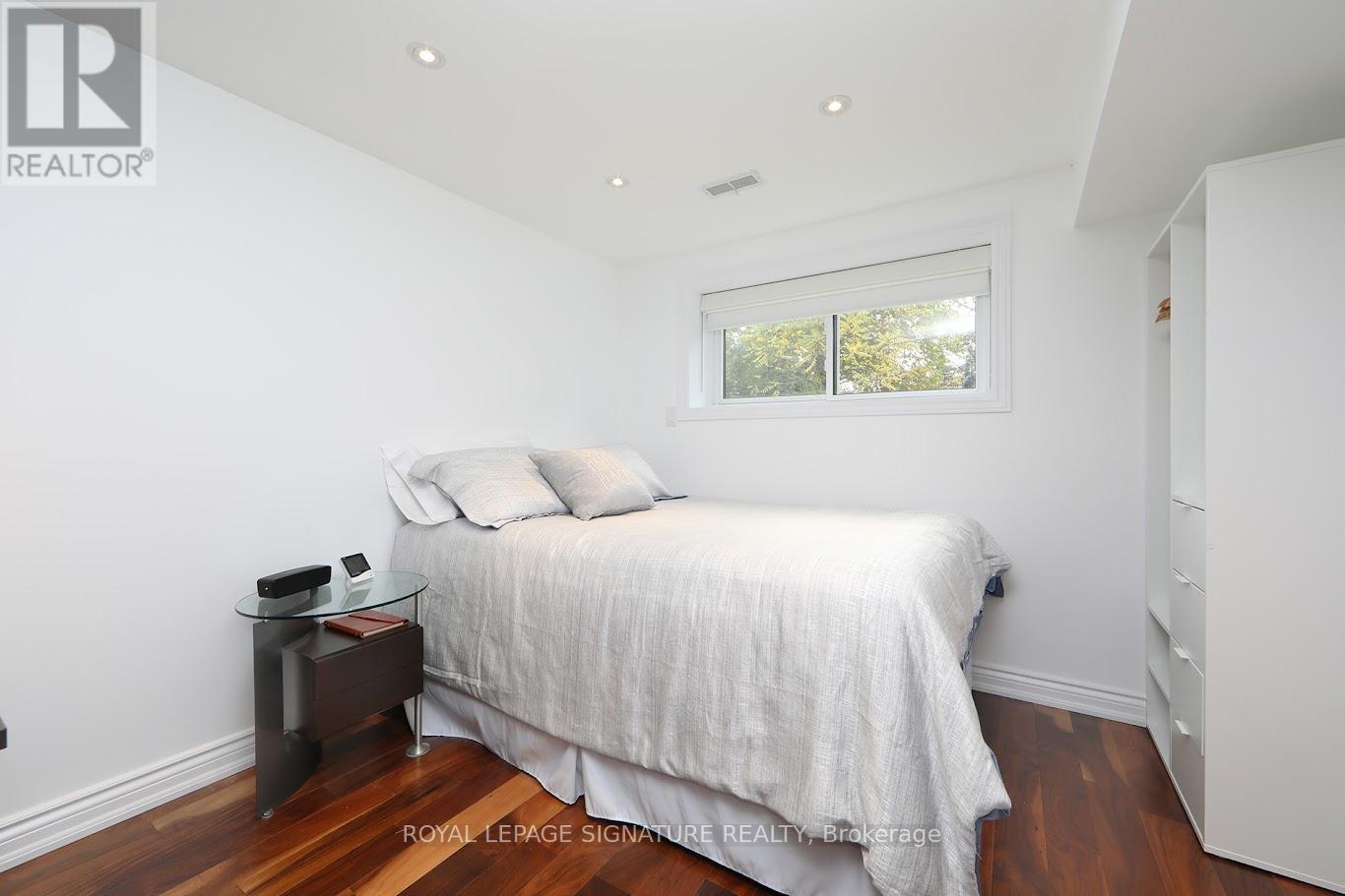 3 Keywell Court, Toronto, Ontario  M8Y 1S5 - Photo 33 - W12470091