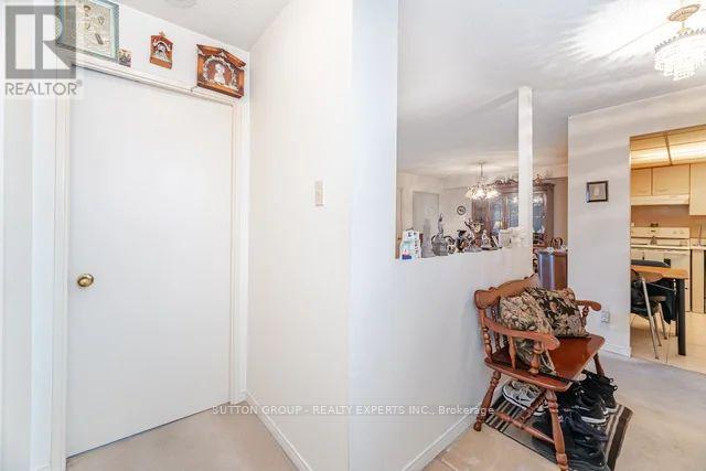 615 - 115 Hillcrest Avenue, Mississauga, Ontario  L5B 3Y9 - Photo 22 - W12470100