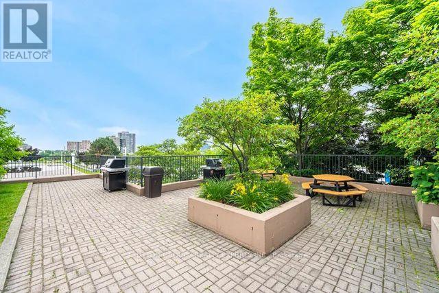 615 - 115 Hillcrest Avenue, Mississauga, Ontario  L5B 3Y9 - Photo 47 - W12470100
