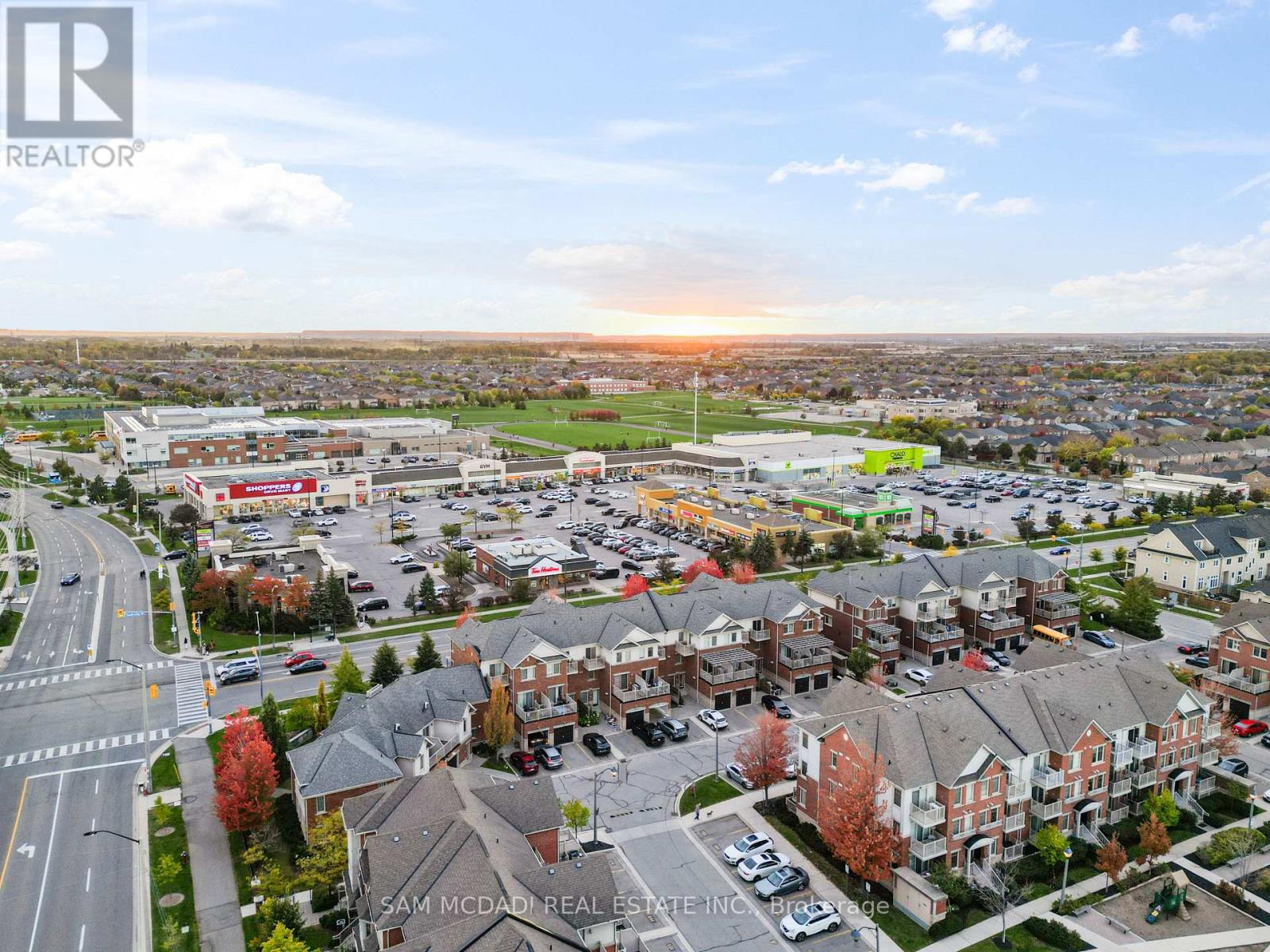 3250 Bentley Drive, Mississauga, Ontario  L5M 0P7 - Photo 22 - W12470106