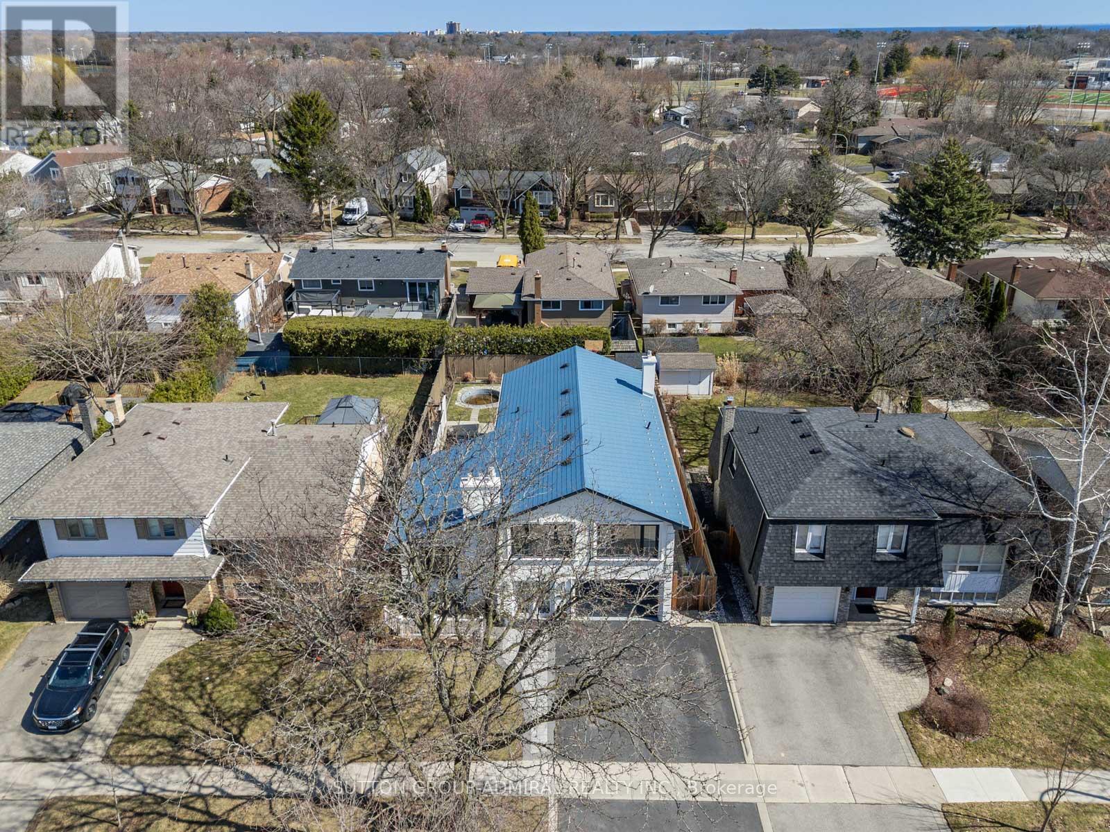 4232 Longmoor Drive, Burlington, Ontario  L7L 4Z9 - Photo 45 - W12470116