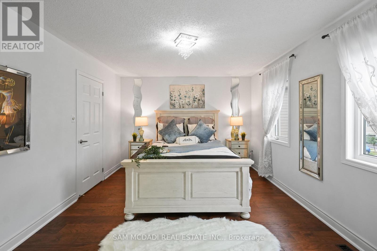 216 Ruhl Drive, Milton, Ontario  L9T 8C9 - Photo 16 - W12470124