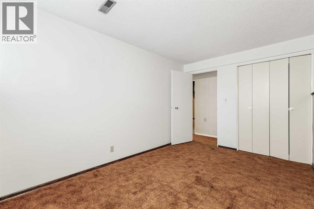 2416 Palliser Drive Sw, Calgary, Alberta  T2V 3S7 - Photo 31 - A2265175