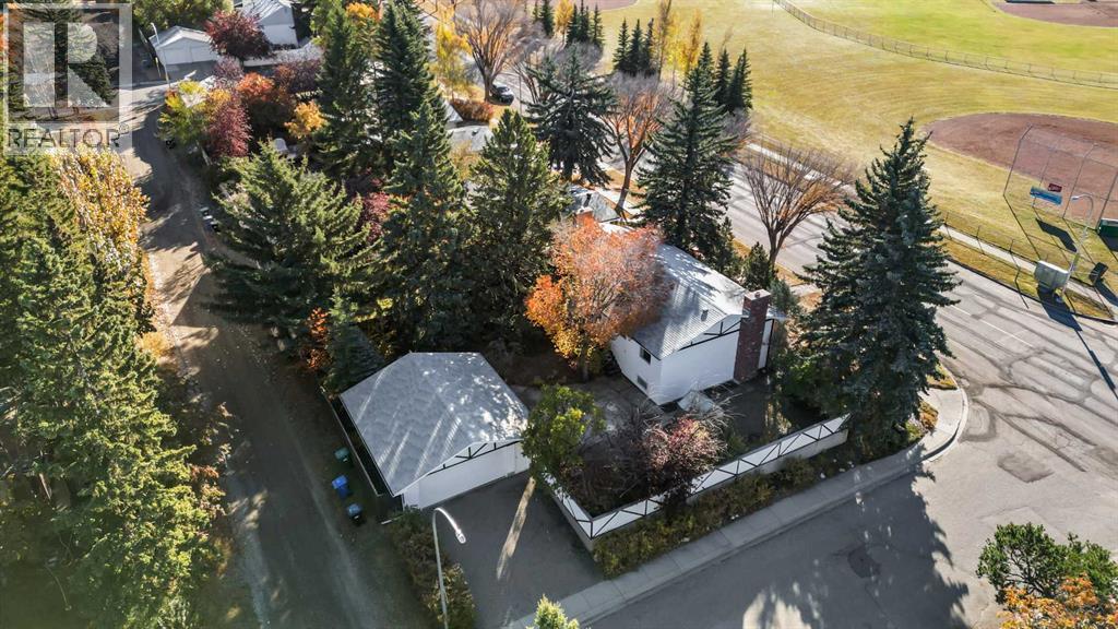 2416 Palliser Drive Sw, Calgary, Alberta  T2V 3S7 - Photo 4 - A2265175