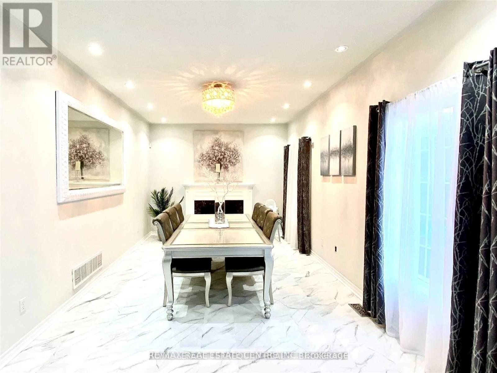 56 Islandview Way, Hamilton, Ontario  L8E 6C1 - Photo 8 - X12470083