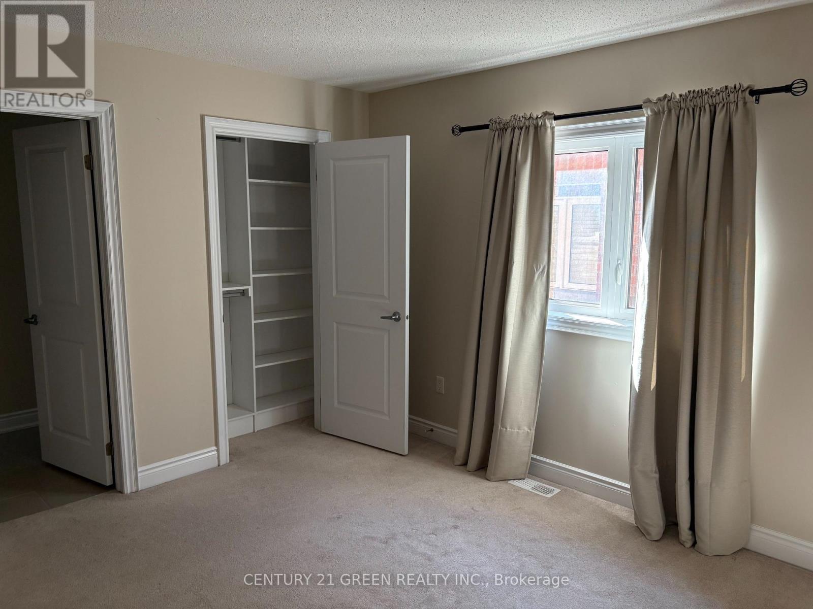 16 Valleyway Drive, Brampton, Ontario  L6X 5G3 - Photo 14 - W12469567