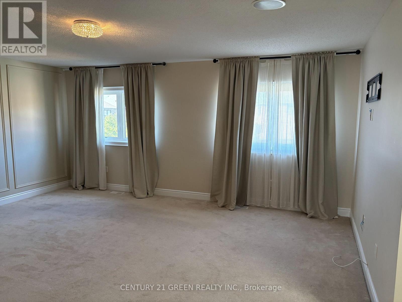 16 Valleyway Drive, Brampton, Ontario  L6X 5G3 - Photo 15 - W12469567