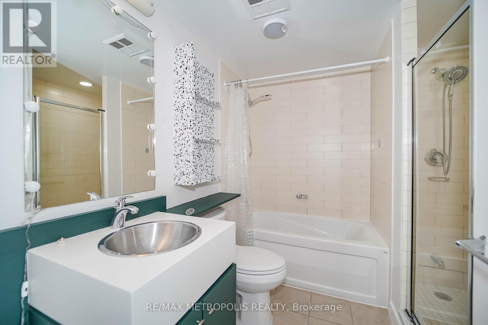 2503 - 5 Mariner Terrace, Toronto, Ontario  M5V 3V6 - Photo 15 - C12470132